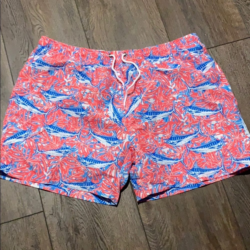 Men’s swim trucks
